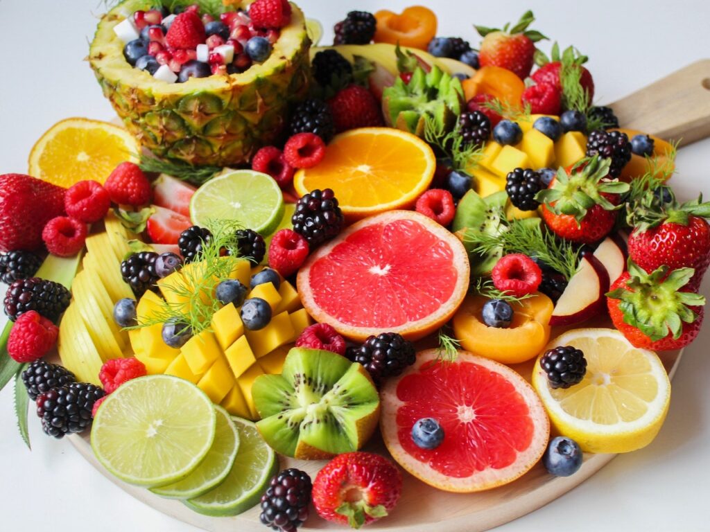 Plateau de Fruits colorés - alimentation grossesse 